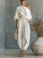 Sophie Off-Shoulder Top und Schmal geschnittene Hose Set